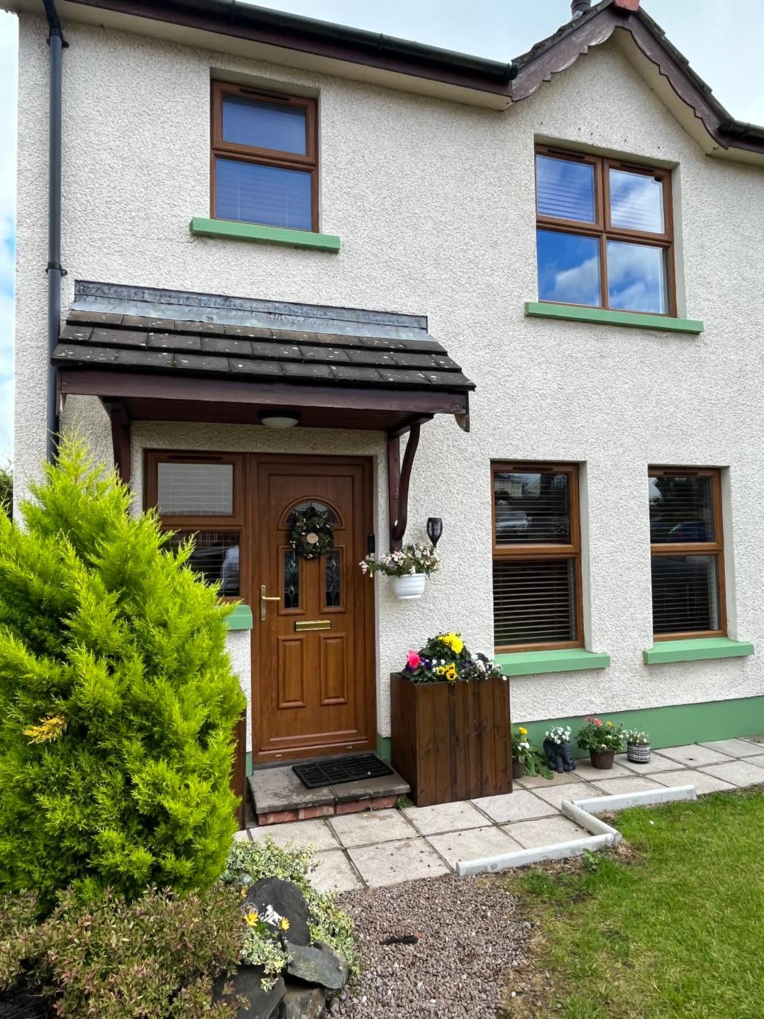 Whitepark Cottage - Your Home Away From Home Ballycastle Exterior photo